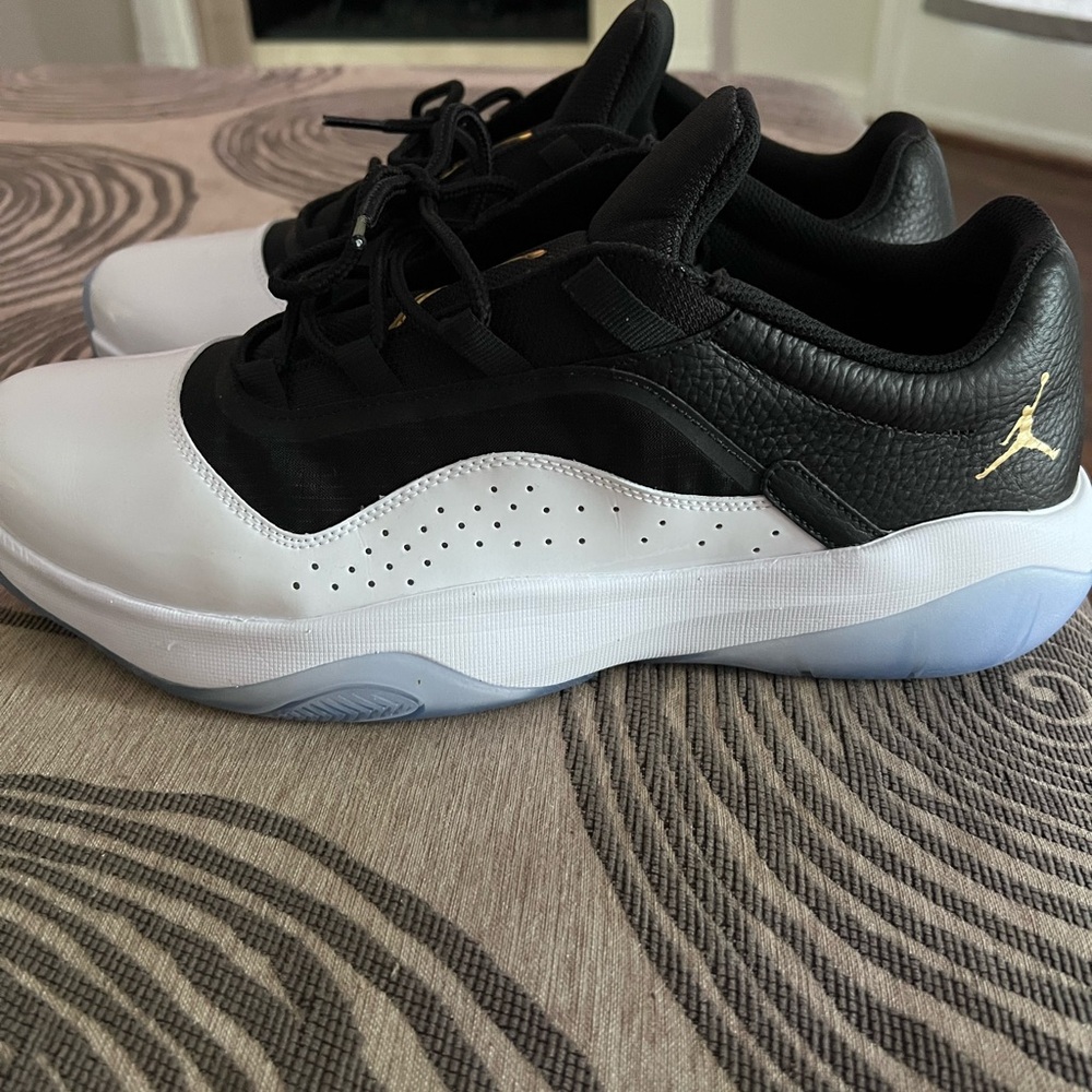 Air Jordan 11s CFMT Low
